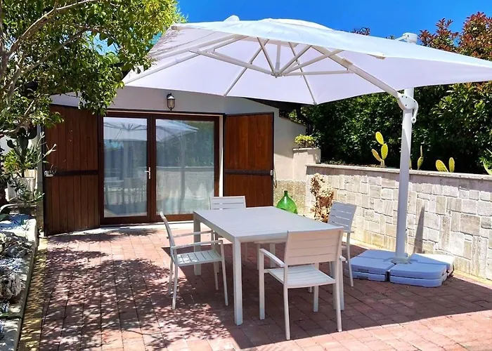 Villa La Casetta In Piscina Matera